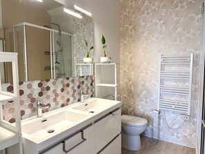 Shower, hair dryer
