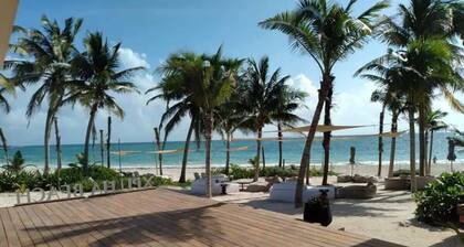 2 villas in XpuHa: 7 bedrooms & Beach Club access