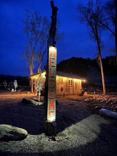Southwest Luxury Glamping-Red Arrow Tipi