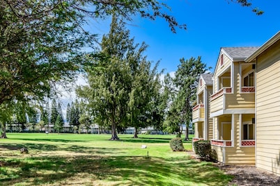 Fairway Terrace#h208