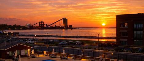 Et oppvarmet basseng