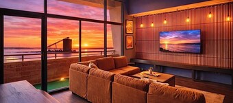 Enjoy Lake & Pool Views Just Minutes From Cedar Point Sports Force