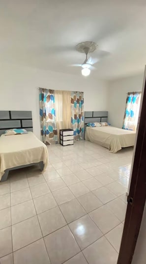 4 bedrooms, WiFi, bed sheets