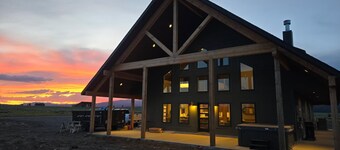 Bishop Mountain Bungalow