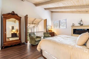 Maison, plusieurs lits, patio, vue océan (Heavenly Carmel) | 4 chambres, décoration personnalisée, ameublement personnalisé