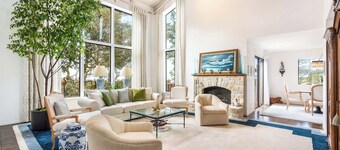 Heavenly Carmel Stay for 10!