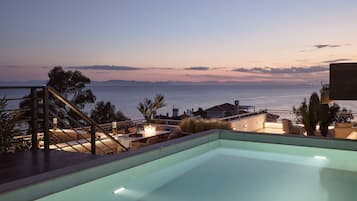 Luxury Penthouse, Sea View | Private pool