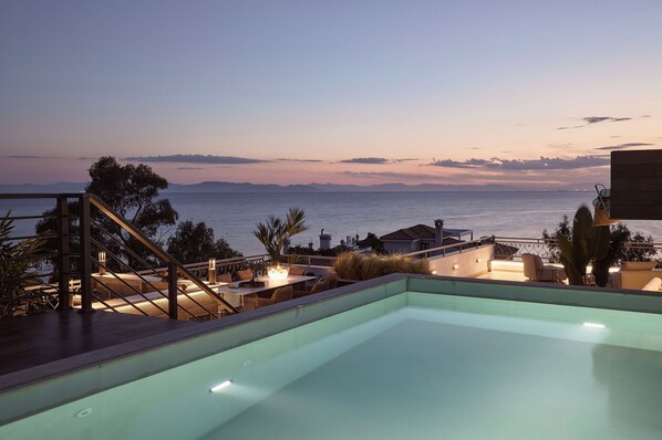 Luxury-Penthouse, Meerblick | Eigener Pool