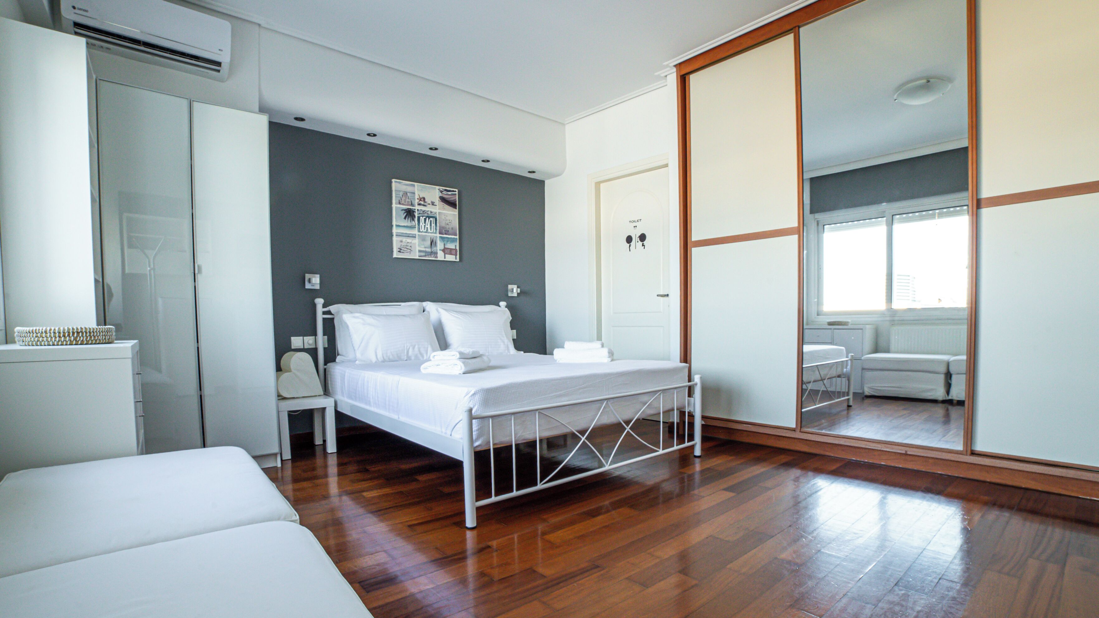 3 bedrooms, iron/ironing board, free WiFi, bed sheets