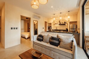 1 bedroom, desk, iron/ironing board, WiFi