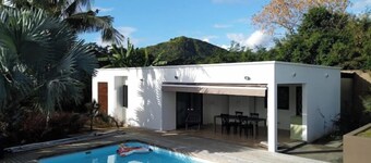 Charming house in a green setting 10 minutes from the beach!
