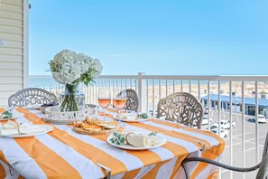 Outdoor dining - Oceanfront Condo with Balcony & Pool (Virginia Beach)