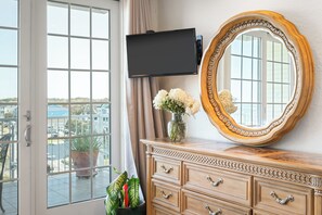 Interior - Oceanfront Condo with Balcony & Pool (Virginia Beach)