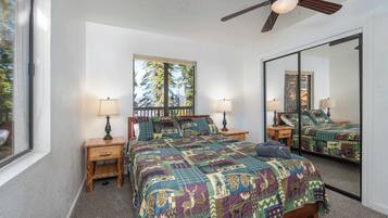 Ferienhaus, Mehrere Betten, Terrasse, Bergblick (Yosemite Quail) | 2 Schlafzimmer, individuell dekoriert, individuell eingerichtet