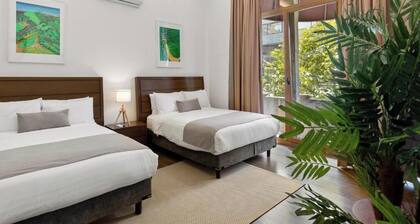 Casa Niza Suites