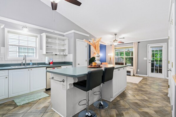 Microwave, oven, stovetop, dishwasher