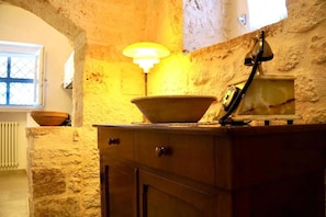Interior - , (Selva di Fasano)