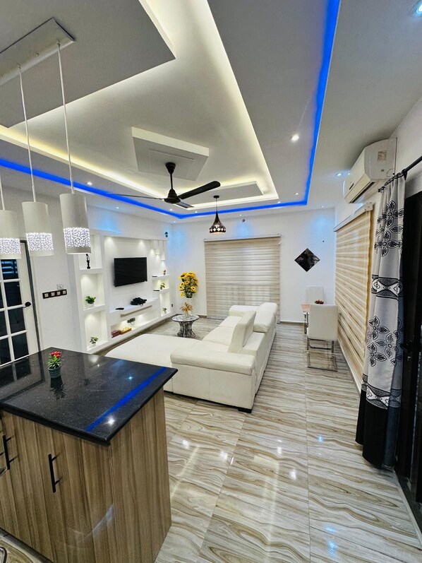 Smart TV, videojuegos y futbolito