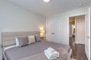 5 chambres, bureau, fer et planche à repasser, Wi-Fi