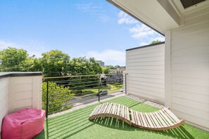 Property grounds - 20 Bed West Nashville Private Bachelorette House (Nashville)