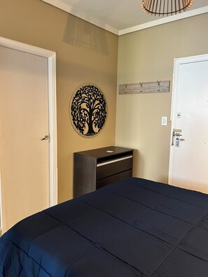 2 bedrooms, in-room safe, WiFi, bed sheets