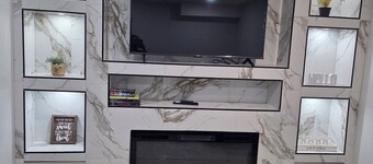 
13 minutes to West Edmonton Mall. Cozy two bedrooms