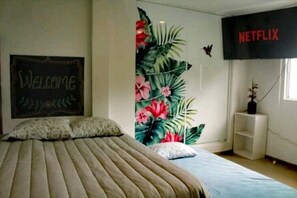 6 quartos, ferros/tábuas de passar roupa, Wi-Fi, roupa de cama