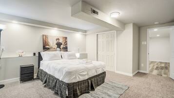 Iron/ironing board, free WiFi