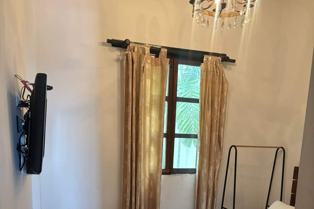 스탠다드룸 | 고급 침구, 오리/거위털 이불, 필로우탑 침대, 미니바