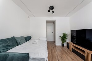 1 chambre, fer et planche à repasser, Wi-Fi, draps fournis