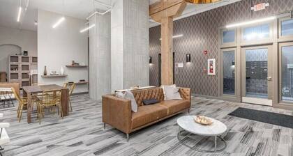 Loft Condo Downtown Cincinnati! Close to OTR!