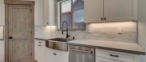 Kitchen w/ Modern Appliances