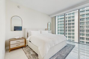 2 makuuhuonetta, silitysrauta/-lauta, internet, vuodevaatteet