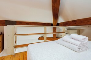2 間睡房、熨斗/熨衫板、免費 Wi-Fi、床單