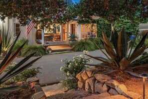 Exterior - Wilson Ranch- Charming 1/2 acre, 3 bedroom in coastal Old Carlsbad. (Carlsbad)