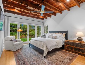 3 bedrooms, WiFi, bed sheets - Wilson Ranch- Charming 1/2 acre, 3 bedroom in coastal Old Carlsbad. (Carlsbad)