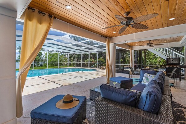 A heated pool - Spacious 4-Bedroom Home with Heated Pool in Sanibel - Sanderling Point - Roelens (Sanibel)