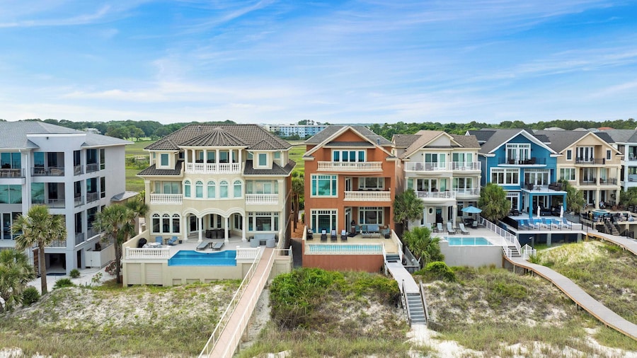 11 Singleton Beach by Avantstay Oceanfront Retreat w/ Private Pool + Boardwalk Near Hilton Head Hotspots