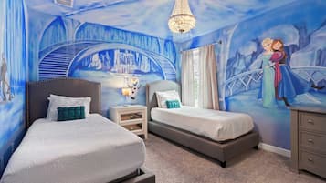 Casa (Multiple Bedrooms) | Interior