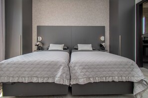 4 bedrooms, Internet, bed sheets