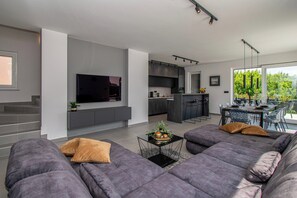 Fernseher
