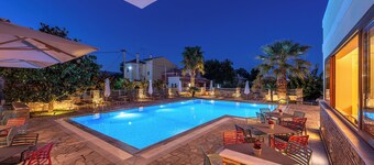 NEFELI – KYVELI loft apartments (47m²for 2-5 people)