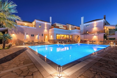 ERATO & KALYPSO split level apartment (60m² for 2-5 people)
