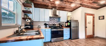 Sea Cow Cabin • Tiny Home Near Springs w/ Yard, Fire Pit & Relaxing Porch