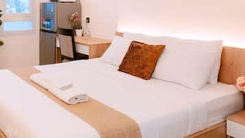 In-room safe, desk, laptop workspace, iron/ironing board