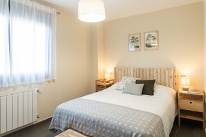 3 Schlafzimmer, Bügeleisen/Bügelbrett, kostenloses WLAN, Bettwäsche