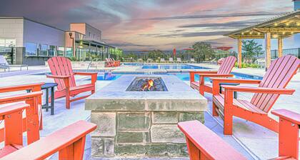 Modern Escape: Brand New & Resort-Style Amenities like Pool and Golf Sim