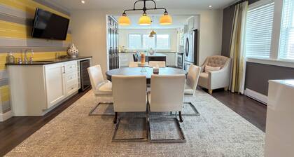 A taste of luxury & exclusivity | Free Parking