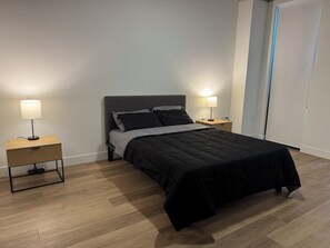 1 bedroom, desk, free WiFi, bed sheets