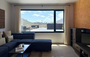 TV - Canaryislandshost I Azucena (Las Palmas)